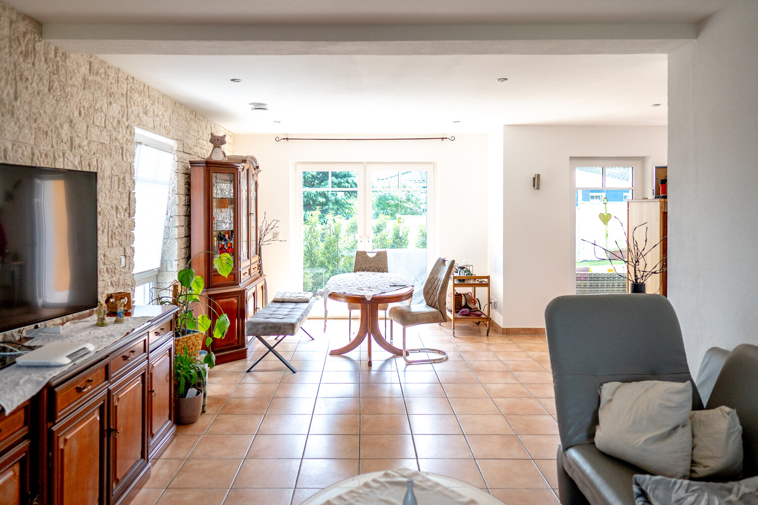 Wunderschöne Villa für Ihre Familie in zentraler ruhiger Wohnlage.