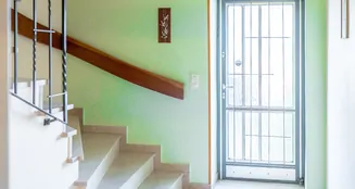 von_poll_real_estate_property_25189048-A_image_2