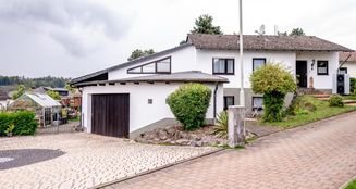 von_poll_real_estate_property_25189052_image_0