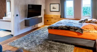 von_poll_real_estate_property_26189005_image_12