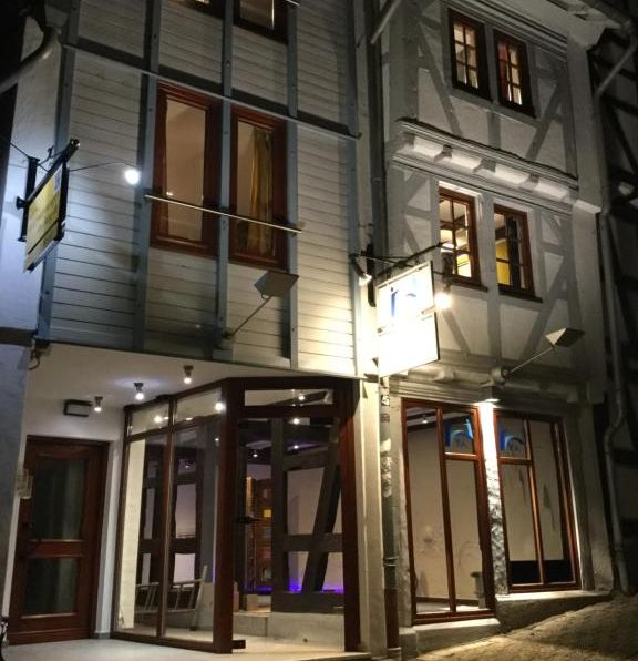 Limburg-Altstadt. Traumhafte Anlage mit vier kleinen Einheiten. Ideal für Appartements.