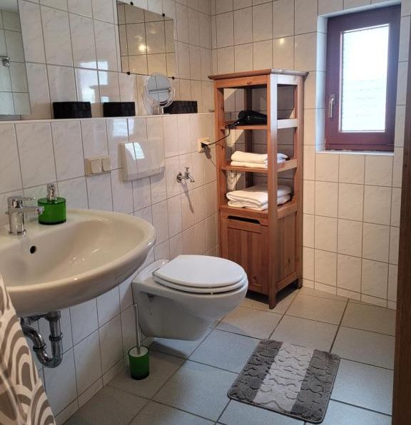 Limburg-Altstadt. Traumhafte Anlage mit vier kleinen Einheiten. Ideal für Appartements.