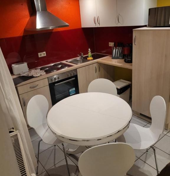 Limburg-Altstadt. Traumhafte Anlage mit vier kleinen Einheiten. Ideal für Appartements.