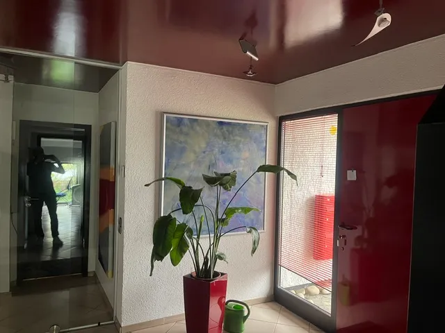Individuelles EFH in Hadamar Nähe Limburg mit separatem Büro oder Einliegerwohnung.