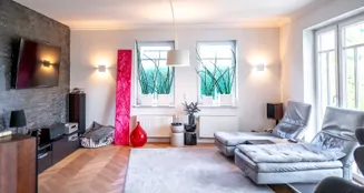 von_poll_real_estate_property_25189056_image_7