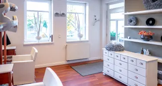 von_poll_real_estate_property_25189056_image_17