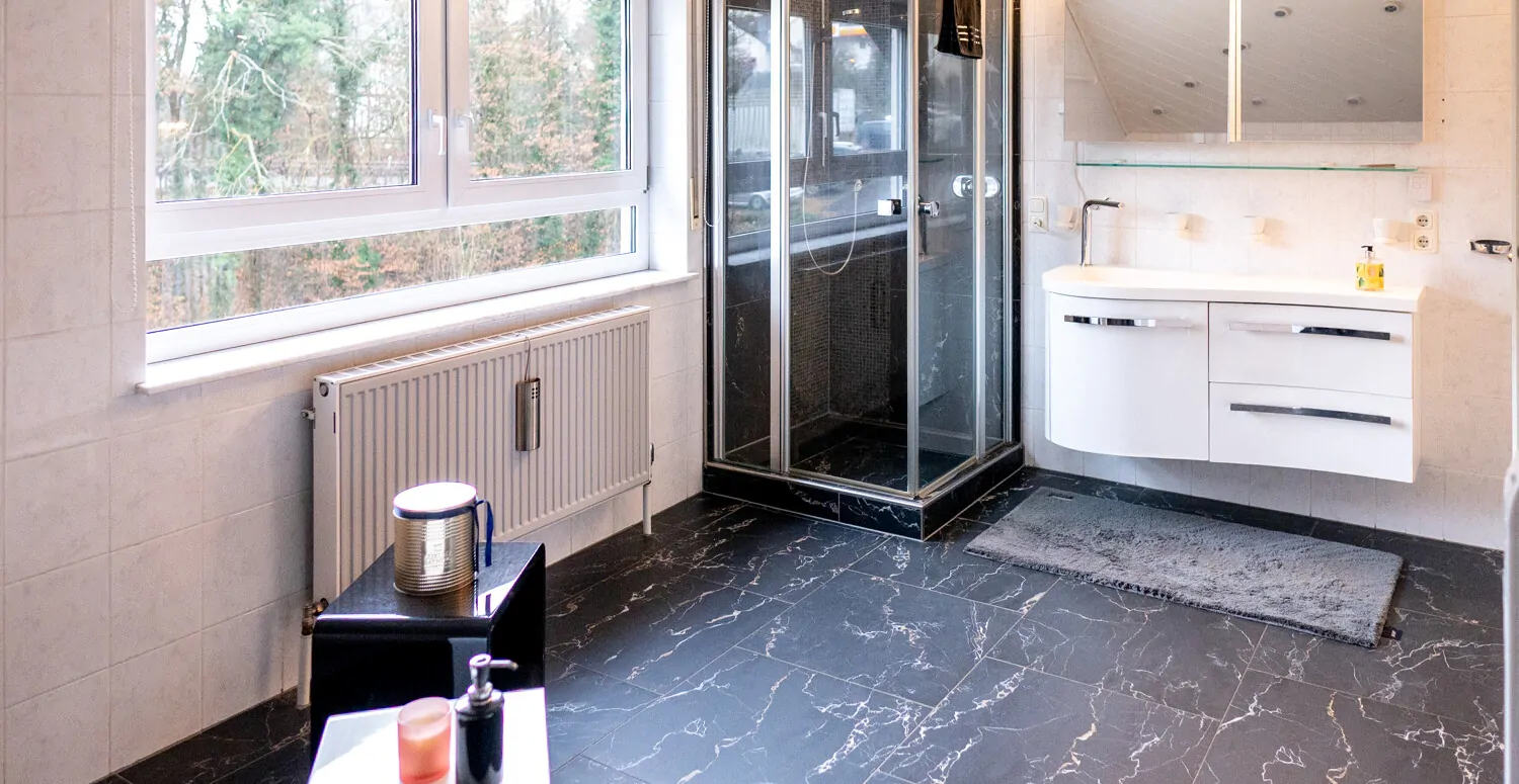 Casa trifamiliare ben tenuta con appartamento - vicino a Limburgo - Hünfelden