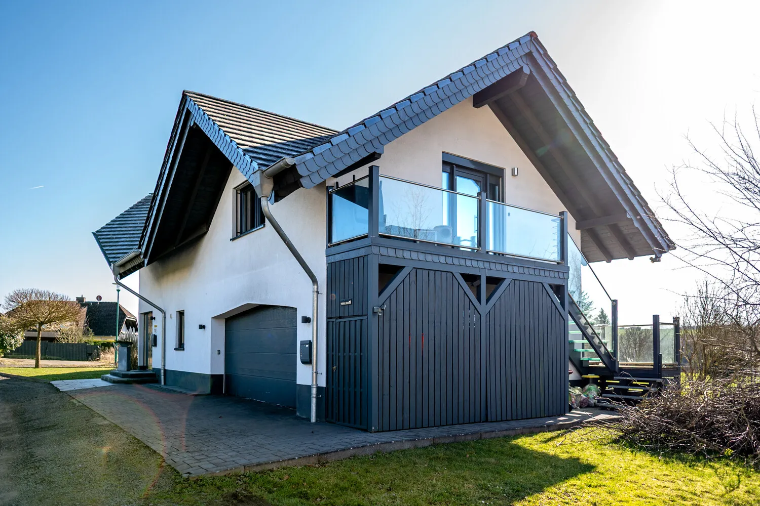 Neuwertiges EFH in idyllischer und ruhiger Wohnlage - Nähe Limburg