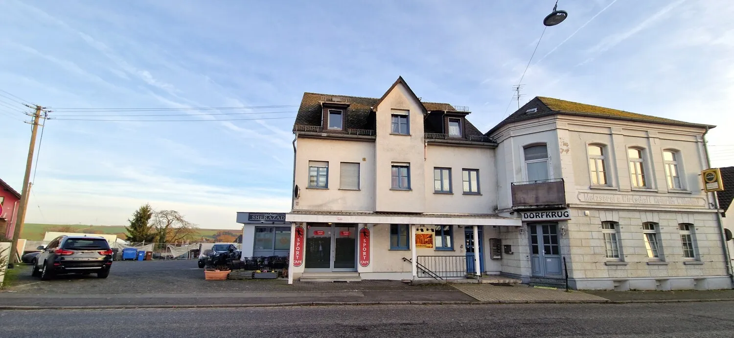 Vielfältiges Wohn und Geschäftshaus vollständig vermietet in Niederhadamar