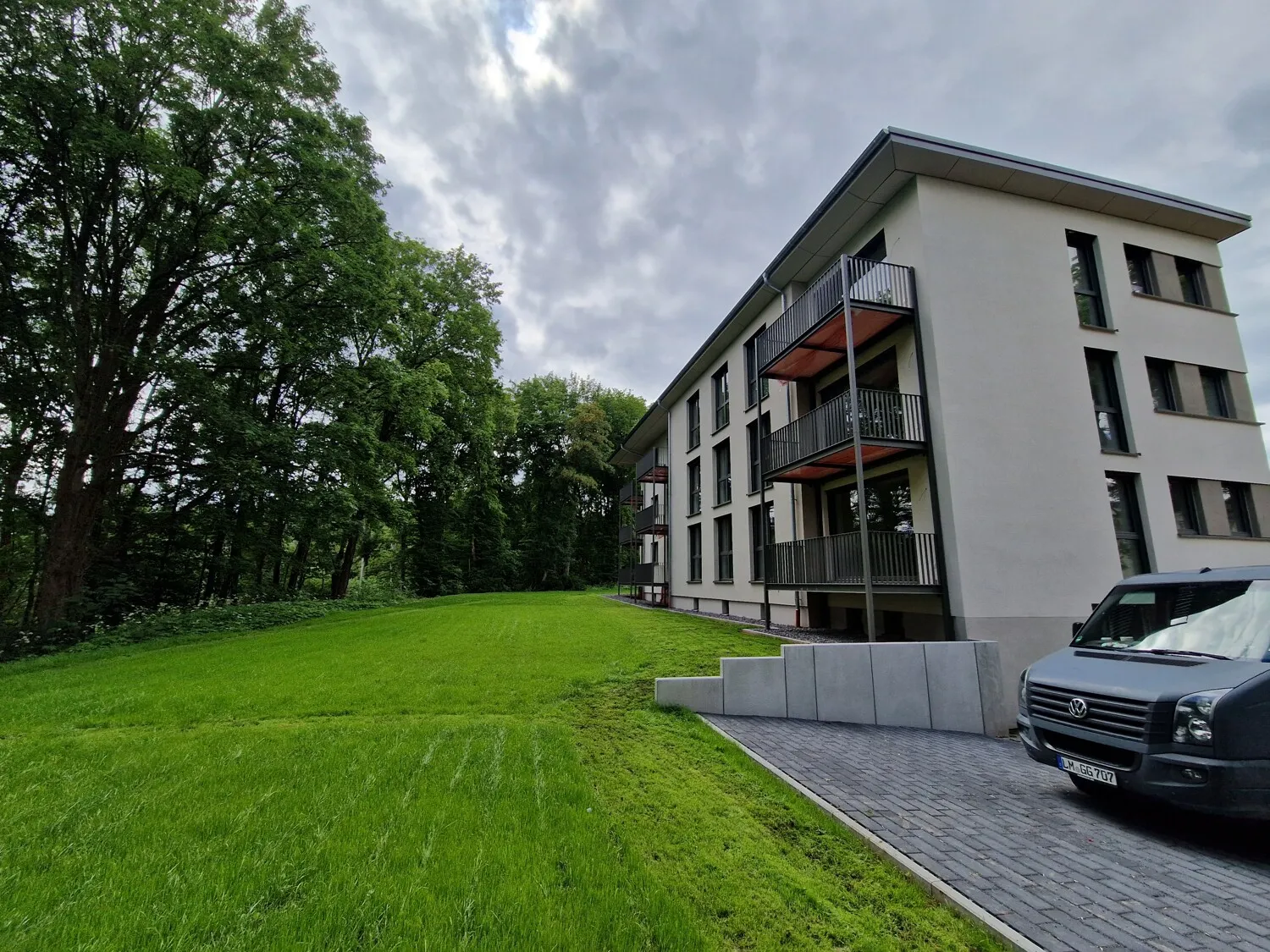 Single-Wohnung in traumhafter Wohnlage in der Nähe von Limburg.