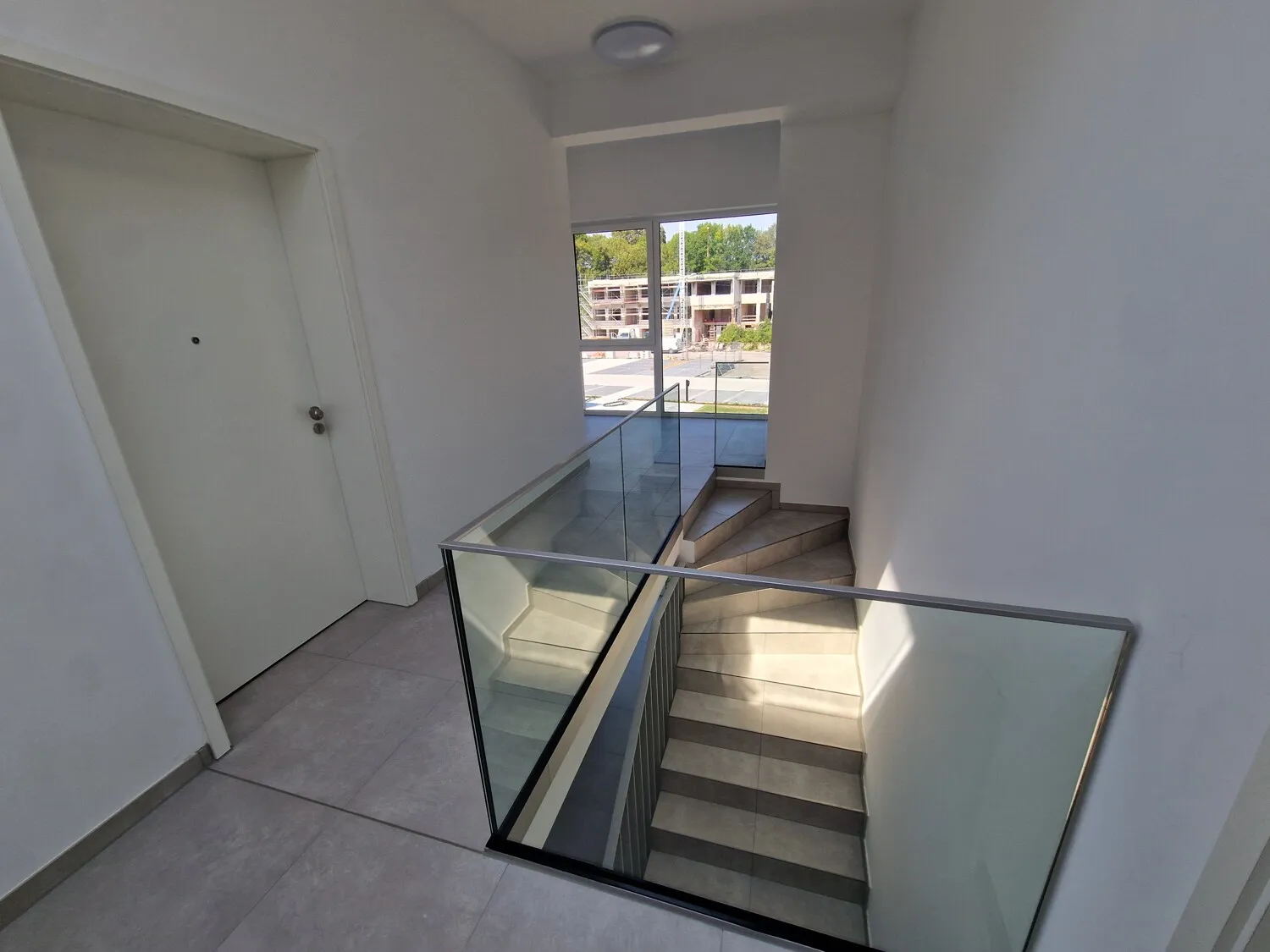 Quartier in den Schloßgärten. Traumhafte Wohnung in wunderschöner Aussichtslage 5 min. von Limburg.