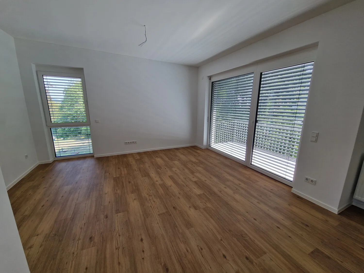 Quartier in den Schloßgärten. Traumhafte Wohnung in wunderschöner Aussichtslage 5 min. von Limburg.