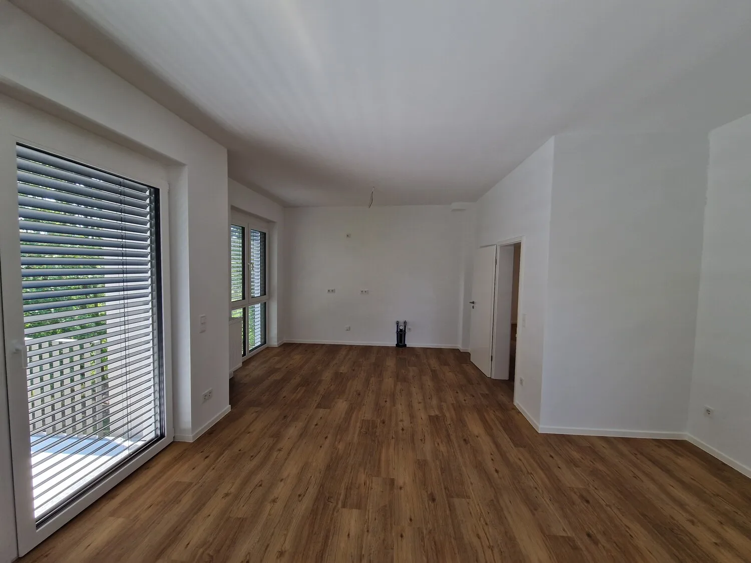 Quartier in den Schloßgärten. Traumhafte Wohnung in wunderschöner Aussichtslage 5 min. von Limburg.