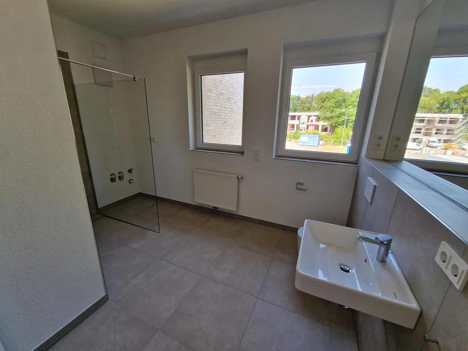 Quartier in den Schloßgärten. Traumhafte Wohnung in wunderschöner Aussichtslage 5 min. von Limburg.