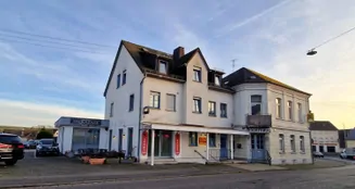 von_poll_real_estate_property_251890631_image_0