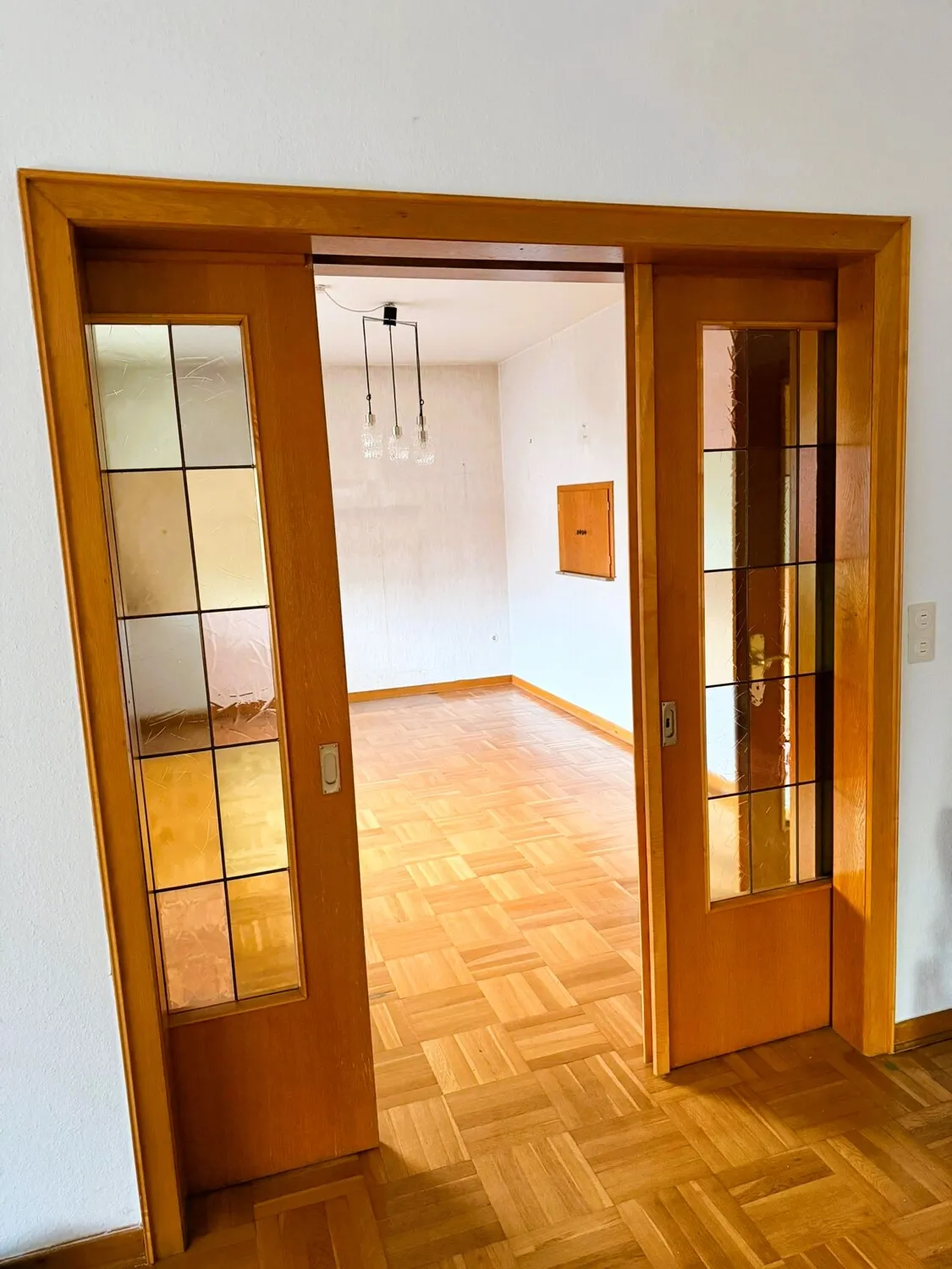 Charmantes Einfamilienhaus, renovierungsbedürftig, in toller Lage von Hahnstätten  - Nähe  Limburg/Diez