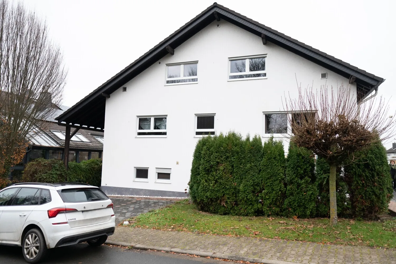 Großzügiges und gepflegtes Haus mit Appartement - Nähe Limburg - Hünfelden