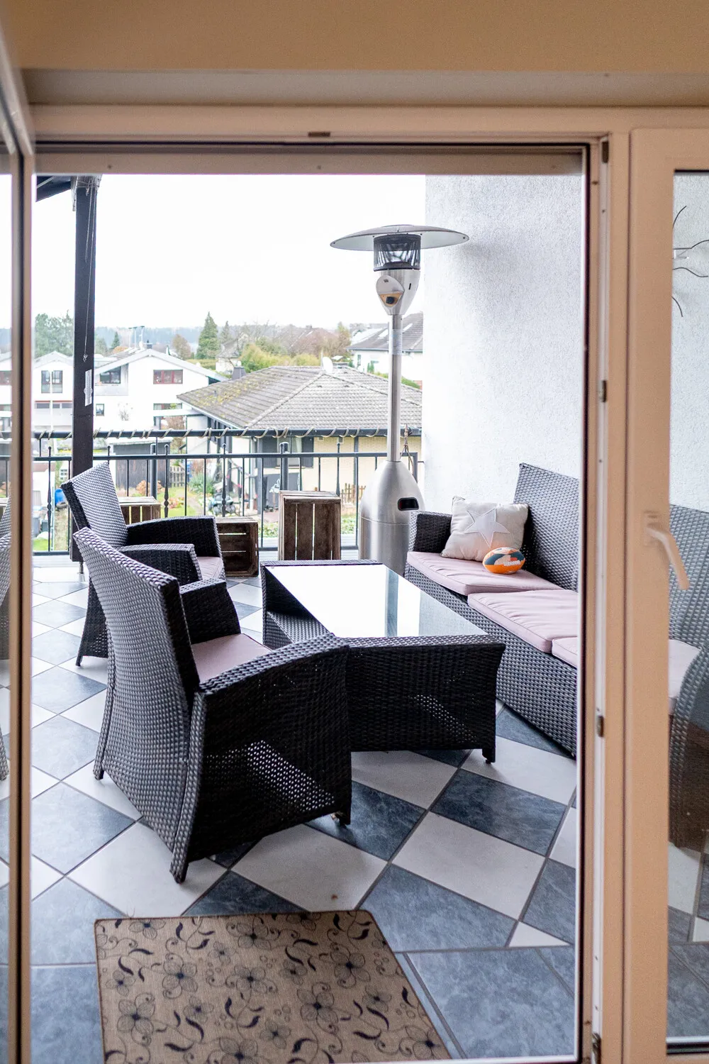 Großzügiges und gepflegtes Haus mit Appartement - Nähe Limburg - Hünfelden