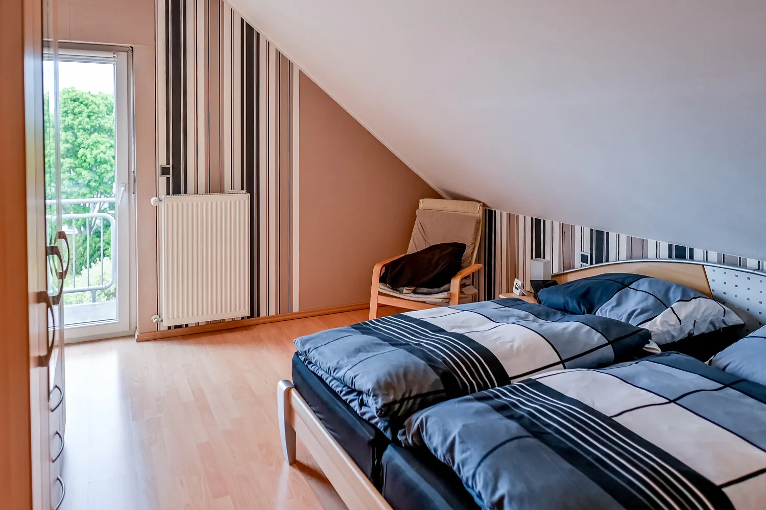 Neuwertiges Einfamilienhaus in sehr schöner und ruhiger Wohnlage von Limburg
