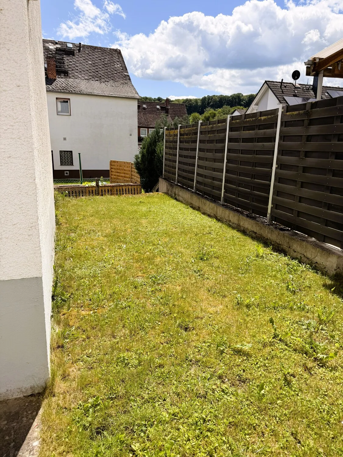 Gepflegtes Einfamilienhaus mit Scheune Nähe Bad Camberg - Selters