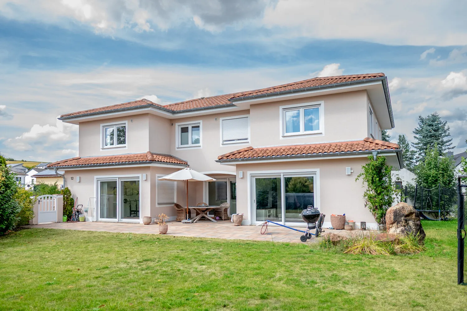 Repräsentative Villa  in ruhiger Bestlage Nähe Limburg - Hadamar