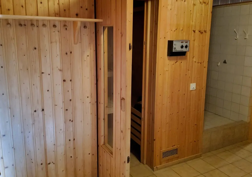 Großzügiges 2-3-Familien-Haus mit hochwertiger Ausstattung und vielen Extras.