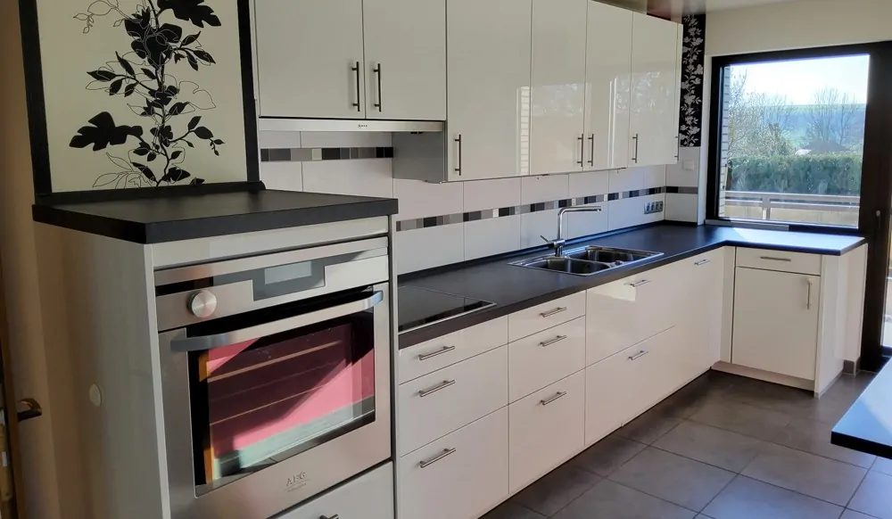 Großzügiges 2-3-Familien-Haus mit hochwertiger Ausstattung und vielen Extras.