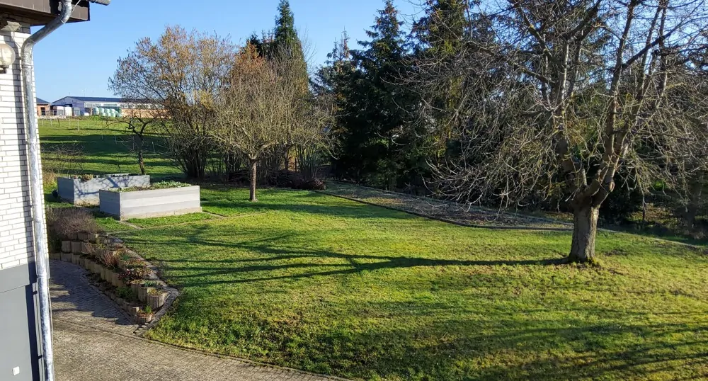 Großzügiges 2-3-Familien-Haus mit hochwertiger Ausstattung und vielen Extras.