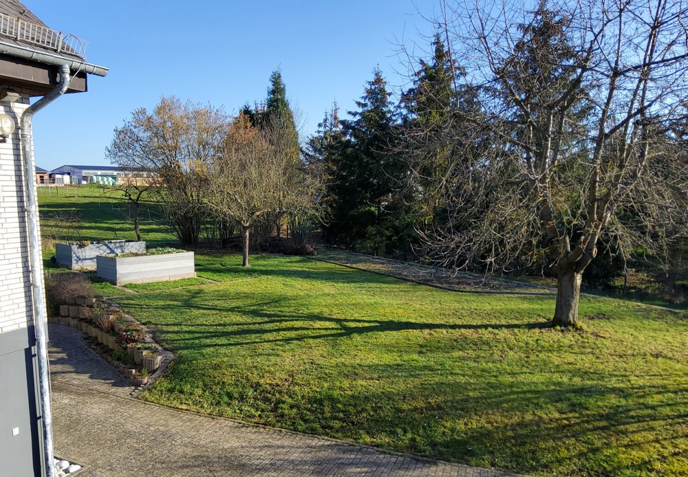 Großzügiges 2-3-Familien-Haus mit hochwertiger Ausstattung und vielen Extras.