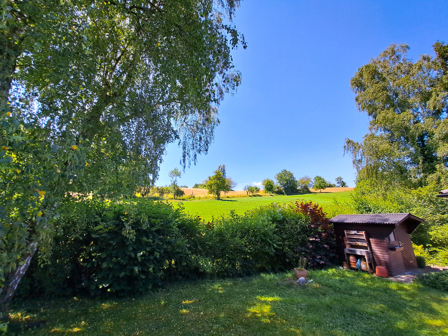 Wunderschönes Einfamilienhaus mit Traumgarten
Lage - Nähe Limburg