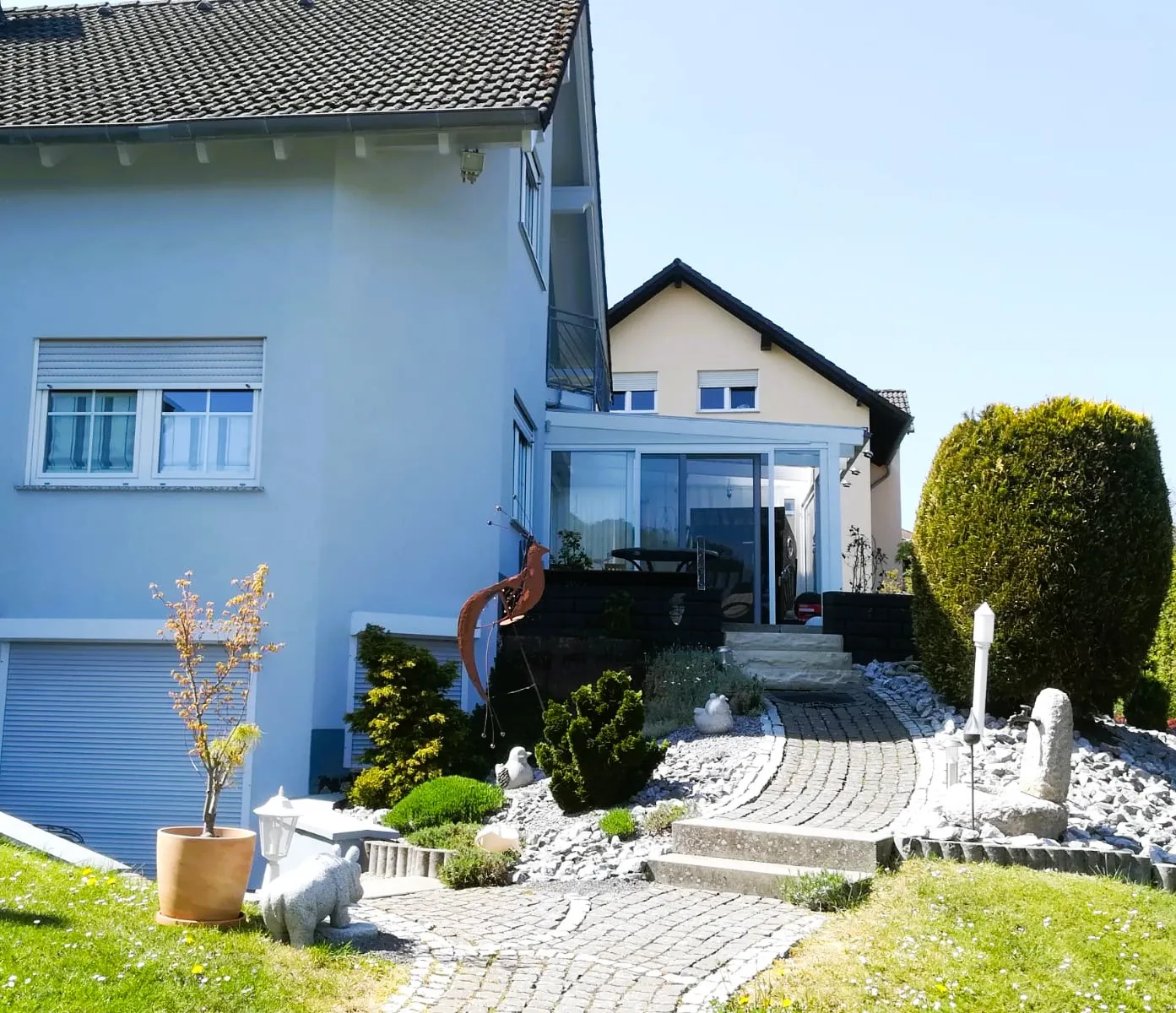 Top semi-detached house in a quiet location with a large dream garden - near Diez and Limburg