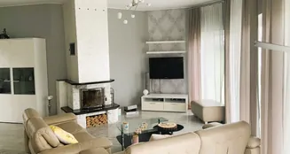 von_poll_real_estate_property_24189049_image_15