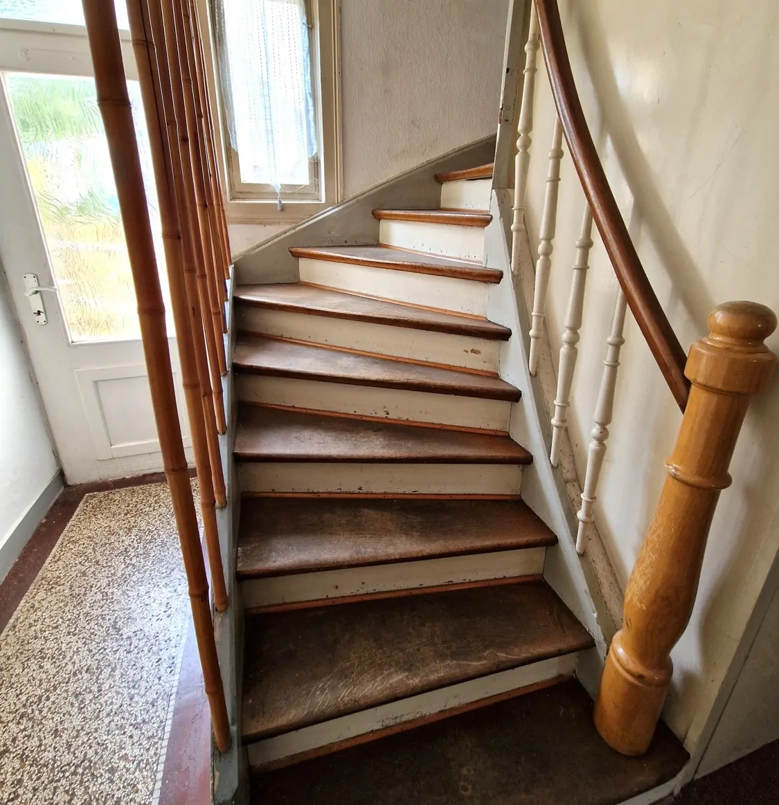 Eine echte Rarität aus dem 17. Jahrhundert. Mitten in Diez. Sanierungsbedarf.