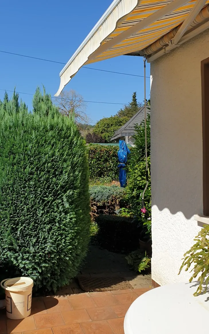 4-Familienhaus mit 6 Garagen - Nähe Limburg- Runkel Zentrum