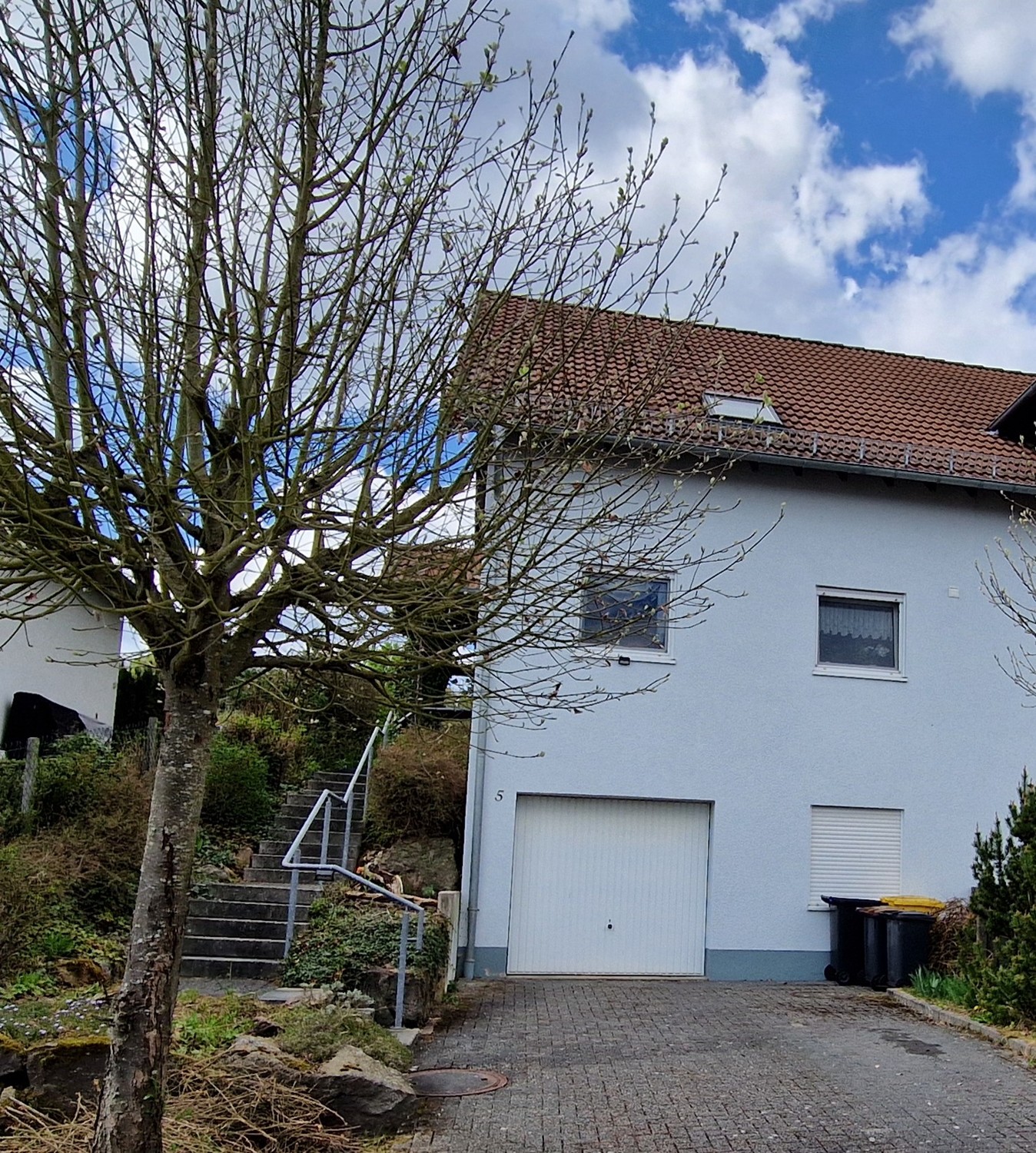 Perfektes Reihenendhaus mit 5 Zimmer und schönem Garten in ruhiger Lage - Nähe Hahnstätten/Diez