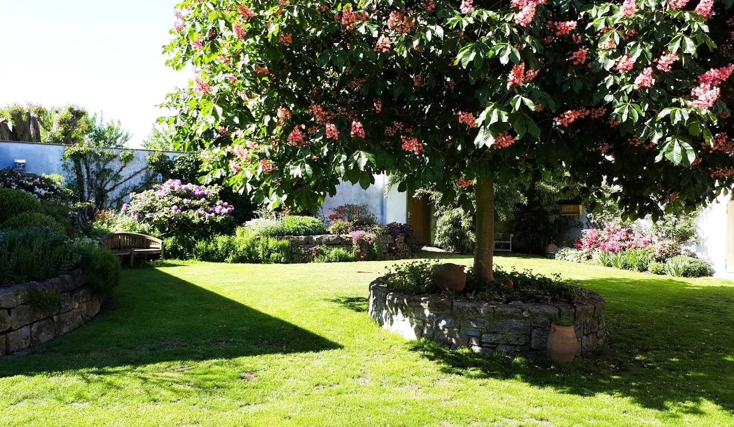 Repräsentativer Landsitz/Aussiedlerhof Alleinlage -  mit viel Platz auf großem Anwesen in Limburg