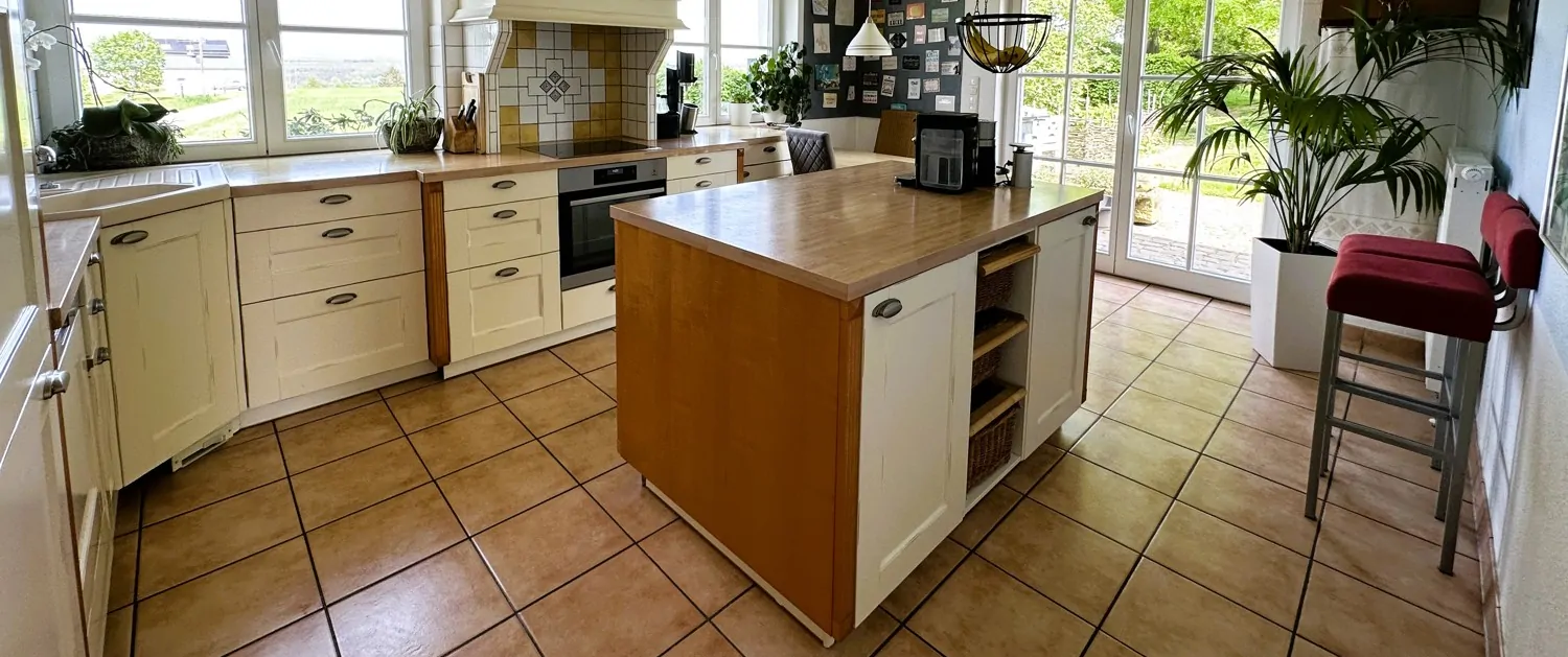 Repräsentativer Landsitz/Aussiedlerhof Alleinlage -  mit viel Platz auf großem Anwesen in Limburg