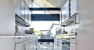 von_poll_real_estate_property_25189018_image_11