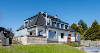 von_poll_real_estate_property_251890121_image_2