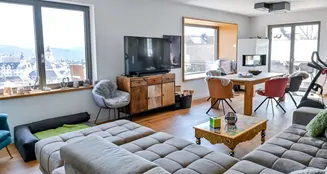 von_poll_real_estate_property_251890121_image_5