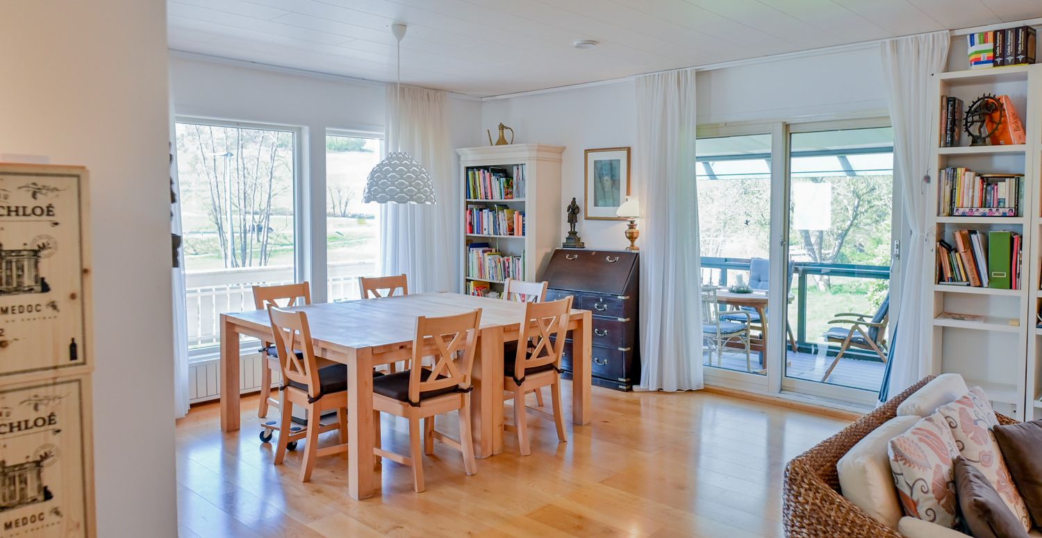 Skandinavischer Chick - Lichtdurchflutetes norwegisches Einfamilienhaus - Nähe Limburg