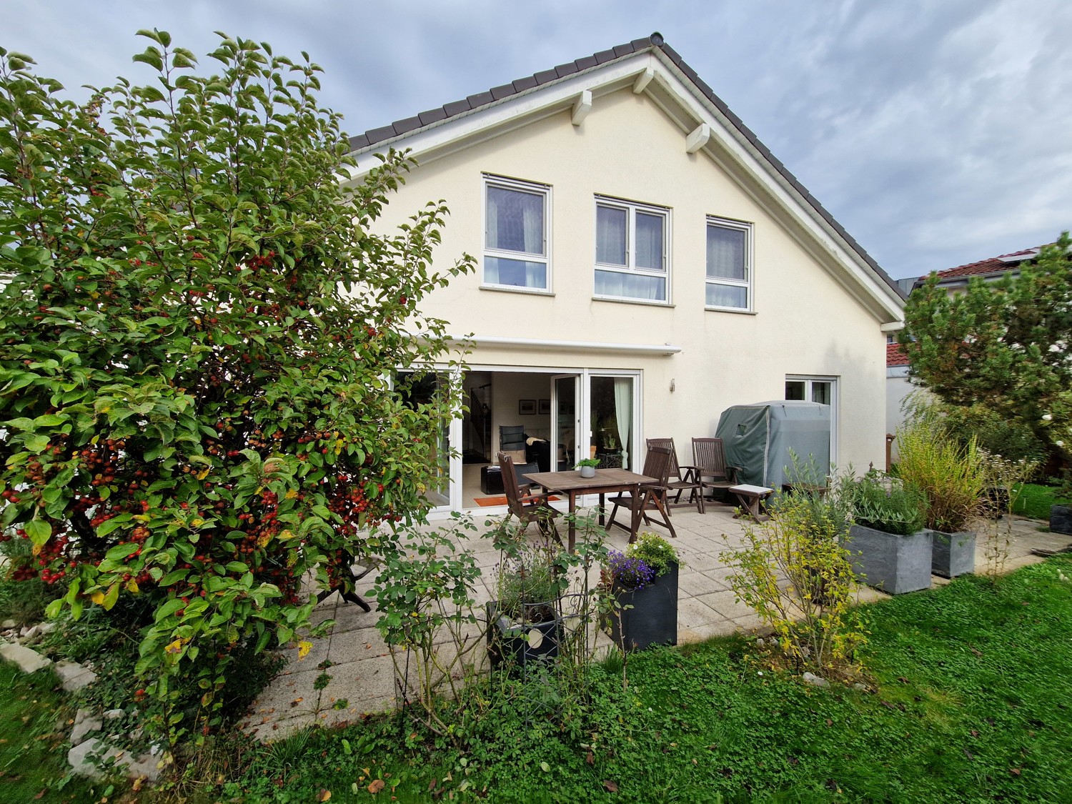 Traumhaftes Einfamilienhaus in ruhiger zentraler Lage von Limburg.