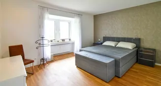 von_poll_real_estate_property_24029023_image_8