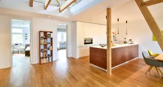 von_poll_real_estate_property_24029023_image_0