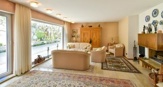 von_poll_real_estate_property_25029009_image_1