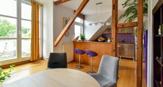 von_poll_real_estate_property_25029015_image_1