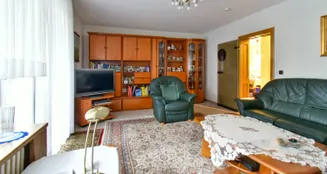 von_poll_real_estate_property_25029021_image_1