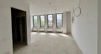 von_poll_real_estate_property_CC25224A032_online_image_1