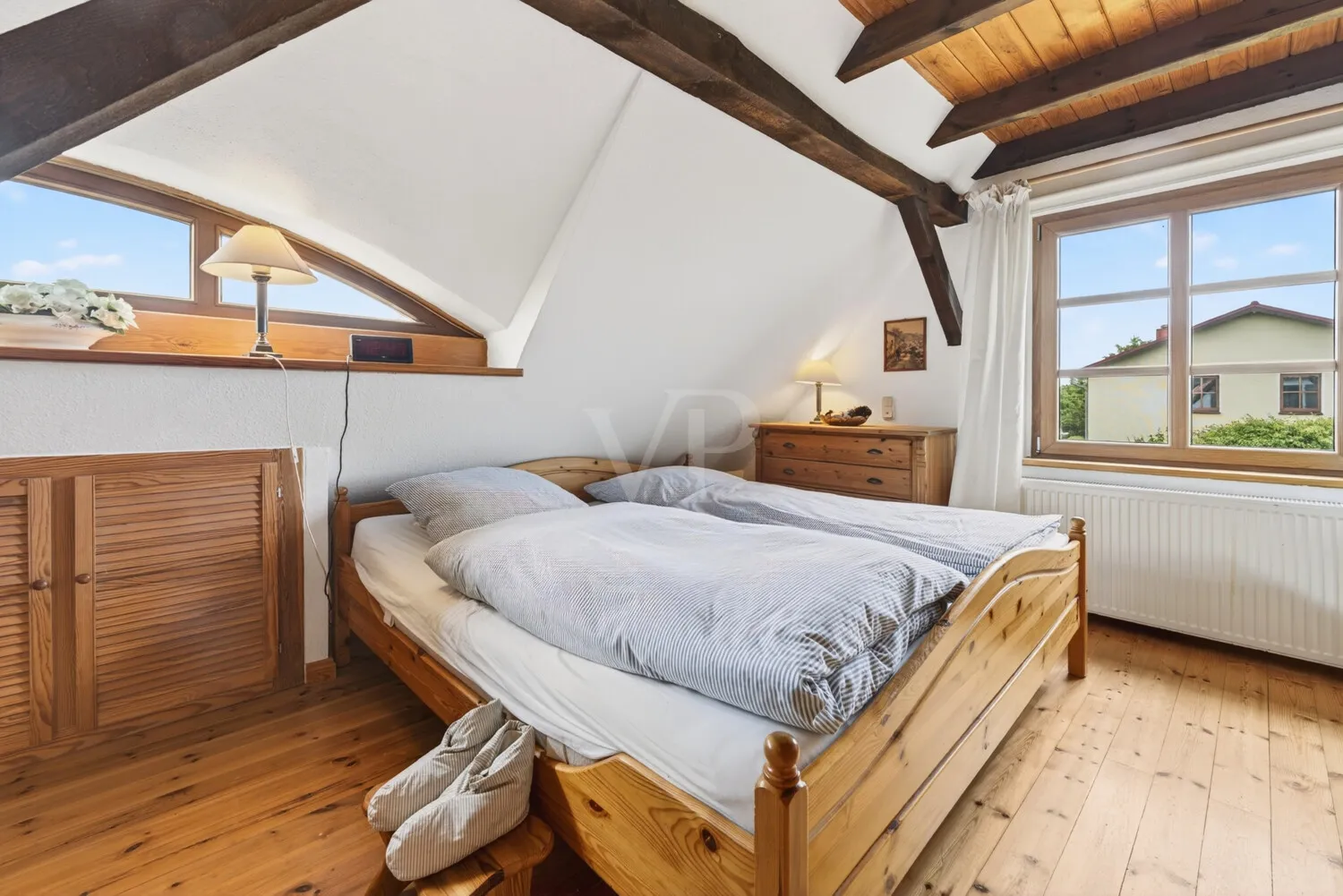 Schlafzimmer 2