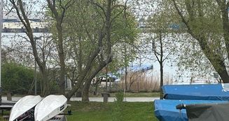von_poll_real_estate_property_25092010_image_14